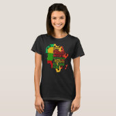 I Am Black History And Celebrate My Race Awesome A T-Shirt (Vorne ganz)