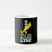 I Am On Another Line Waterskiing Kaffeetasse (Mittel)