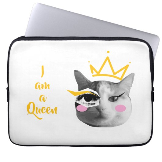 I Am Queen – Elegant funny Laptopschutzhülle (Vorderseite)