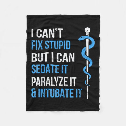 I Cant Fix Stud But I Can Sedate It Sarcasm Ems Me Fleecedecke (Vorderseite)