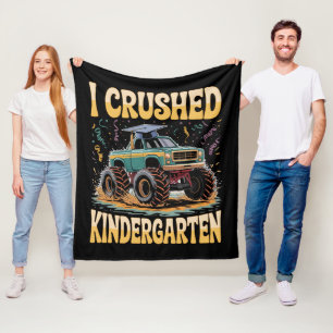 I Crushed Kindergarten Monster Truck Abschluss Fleecedecke