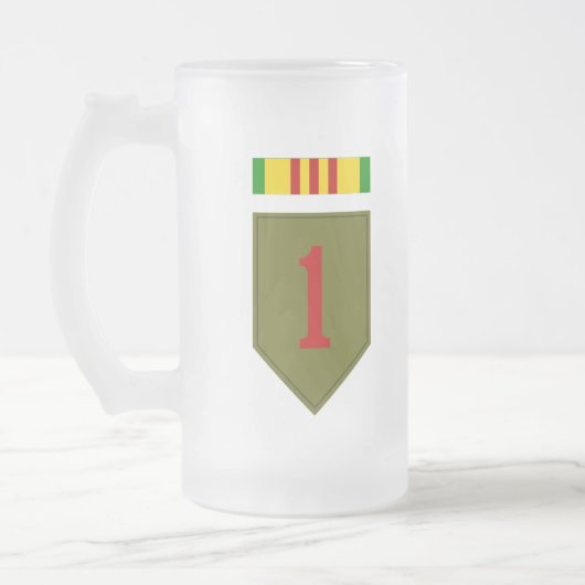 I.D. mit Vietnam Service Ribbon Mattglas Bierglas (Links)