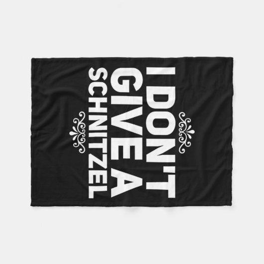 I Don't Give A Schnitzel Shirt Funny German Tee Fleecedecke (Vorderseite (Horizontal))