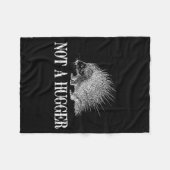 I Don't Hug Apparel Funny Introvert Rcune Tee - Un Fleecedecke (Vorderseite (Horizontal))