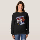 I Dribbled My Way to 100 Days Basketball Student S Sweatshirt (Vorne ganz)