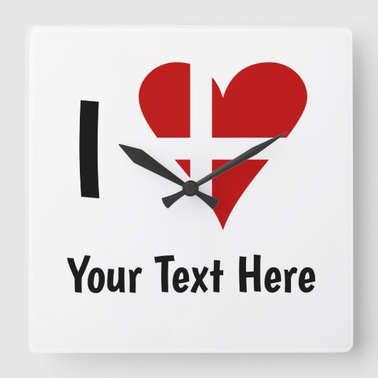 I (Funky Heart Shaped Danish Flag) Your Text Quadratische Wanduhr (Vorderseite)