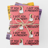 I GOT YOU A PRESENT! shouty chicken Geschenkpapier Set (Beispiel)