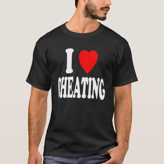 I Heart (Love) Cheating Games Tabletop Family Game T-Shirt (Vorderseite)
