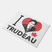 I Herz Trudeau Fußmatte (Schrägansicht)