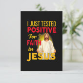 I Just Tested Positive For Faith In Jesus RSVP Karte (Stehend Vorderseite)