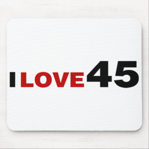 I Liebe 45 Mousepad