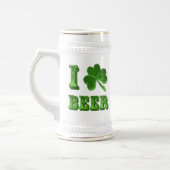 I Liebe-Bier-Kleeblatt-St- Patricktagesstein Bierglas (Links)