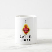I LIEBE das lateinische heilige Massenherz von Kaffeetasse (Mittel)