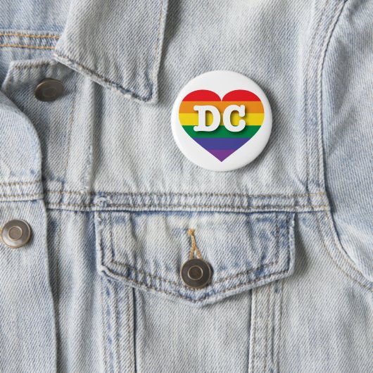 I Liebe DC Regenbogenherz Button (Beispiel)