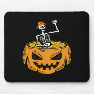 I Liebe Halloween Partygoer Mousepad