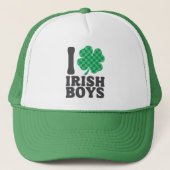 I Liebe Irish Boys Funny Kleeblatt St Patricks Day Truckerkappe (Vorderseite)
