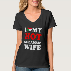 I Liebe My Hot Sudanese Ehefrau Husband T-Shirt