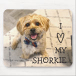 I Liebe My Shorkie | Vollständiges Foto Mousepad<br><div class="desc">Dieses niedliche,  moderne Mousepad besticht durch ein hübsches Foto eines Shorkie mit einer Bogen-Krawatte... und der Text "I Liebe (Herz) my Shorkie". Einfach den Text für jede Hunderasse anpassen! Ersetzen Sie das Foto durch eines Ihrer eigenen oder verlassen wie ist (dies ist mein niedlicher kleiner Shorkie-Typ). ;)</div>