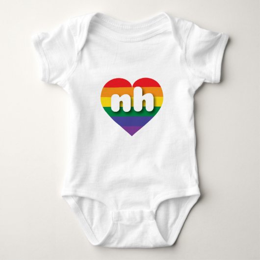 I Liebe New Hampshire Rainbow Heart Baby Strampler (Vorderseite)