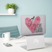 I LIEBE PILATES Pilates Rocker Pose Aufkleber (Laptop auf Schreibtisch)