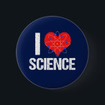 I Liebe Science Button<br><div class="desc">Ich Liebe Science Frauenknopf mit einem coolen Atom-Modell umwickelt um ein rotes Herz. Ein großartiges Geschenk für einen Naturwissenschaftslehrer oder einen Wissenschaftler,  den Lieben experimentieren.</div>