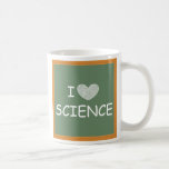 I Liebe Science Kaffeetasse<br><div class="desc">Dieses Produkt zeigt ein Bild einer Tafel mit "I [Herz] WISSENSCHAFT" in weißem Schriftart. Dieses Produkt ist ein großartiges Geschenk für WissenschaftslehrerInnen oder Enthusiasten.</div>