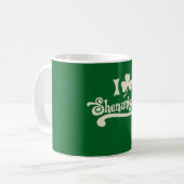 I Liebe Shenanigans Clover Kleeblatt St Patrick's Kaffeetasse (Vorderseite Links)