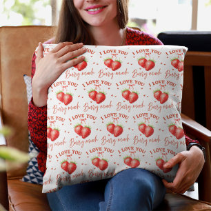 'I Liebe You Berry Much' Red Strawberry Valentine Kissen