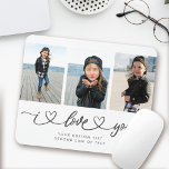 I Liebe You Modern Heart Script Foto Collage Mousepad<br><div class="desc">Ich Liebe dich! Großeltern,  Valentinstag,  Muttertag,  Vatertag oder Feiertage: Dieses moderne Foto-Mauskissen ist leicht an Ihre 3 Lieblings-Fotos anzupassen. Der unten stehende Text kann personalisiert sein,  den Namen des Kindes oder Familienmitglieds zu lesen,  sowie eine weitere mögliche Grußzeile.</div>