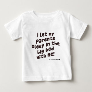 I ließen mich Eltern im Großen Bett mit mir Baby T-shirt