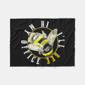 I’ll Bee In My Office Funny Work From Home Pun  Fleecedecke (Vorderseite (Horizontal))