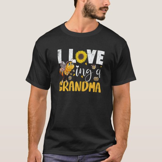 I Love Being A Grandma  Grandmother Nana  Graphic T-Shirt (Vorderseite)