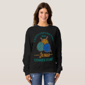I Love Crocheting But Jesus Comes First Sweatshirt (Vorne ganz)