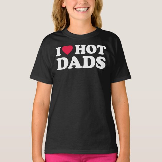 I Love Hot Dads Essential T-Shirt (Vorderseite)