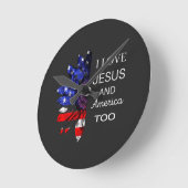 I Love Jesus and America Too Runde Wanduhr (Winkel)