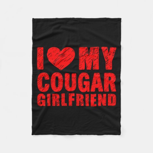 I Love My Cougar Girlfriend Heart Valentine Couple Fleecedecke (Vorderseite)