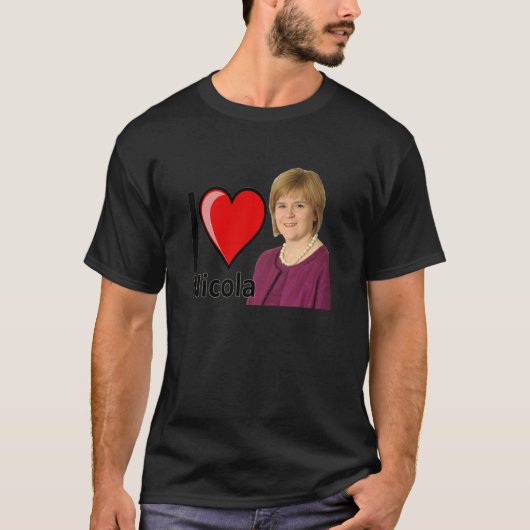 I Love Nicola Sturgeon Essential  T-Shirt (Vorderseite)