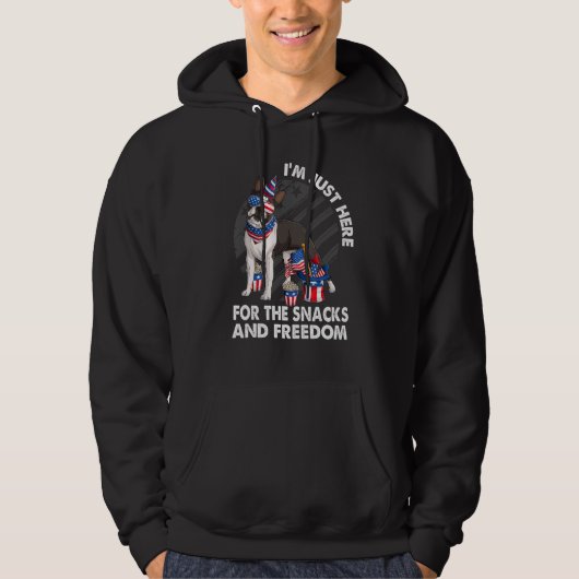 I m just here for the snacks and freedom Boston Te Hoodie (Vorderseite)