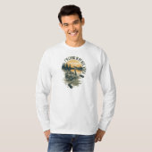 I’m Living in My Reel World | Fishing lake T-Shirt (Vorne ganz)