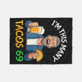 I’m This Many Tacos 69 Years Old Man Drinking Beer Fleecedecke (Vorderseite (Horizontal))