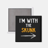 I’m With The Skunk Funny Halloween Matching Couple Magnet (Vorderseite/Rückseite)
