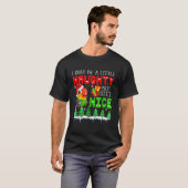 I May Be Little Naughty But Still Nice Xmas Santa T-Shirt (Vorne ganz)