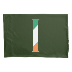 I Monogram überlagert sich auf irischer Flagge Kissenbezug