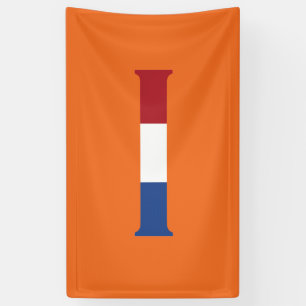 I Monogram überlagert sich auf NLD-Flagge auf oder Banner