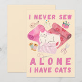 I Never Sew Alone I Have Cats - A Cat Sewing  Feiertagskarte (Vorne/Hinten)