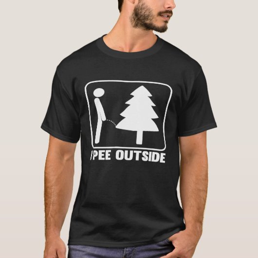 I Piss Outside Funny Camping T - Shirt_1 T-Shirt (Vorderseite)