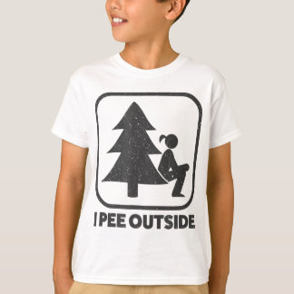 I Piss Outside Girl Sign Funny Camping Wandern T-Shirt