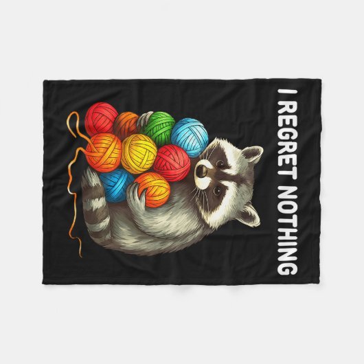 I Regret Nothing Funny Raccoon Yarn Lover Fleecedecke (Vorderseite (Horizontal))