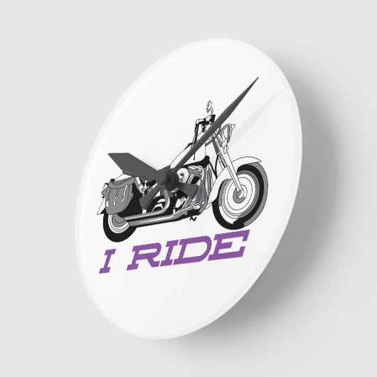 I Ride Runde Wanduhr (Winkel)