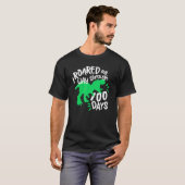 I Roared My Way Through 100 Days Of School Funny D T-Shirt (Vorne ganz)